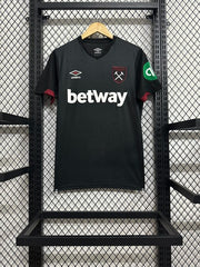 West Ham United 2024-2025 away game