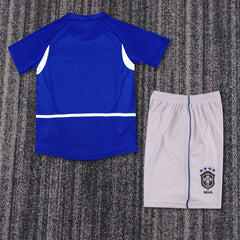 Retro Kids Brasil selección 2002 visitante