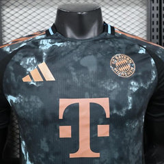 Bayern München 2024-2025 away player