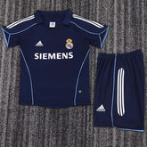 Retro Kid Size Real Madrid 2005-2006 away game