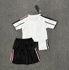 Kid Size Juventus 2025-2026 home