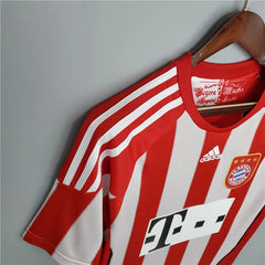 Retro Bayern München 2010-2011 home game