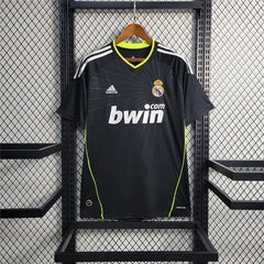 Retro Real Madrid 2010-2011 away