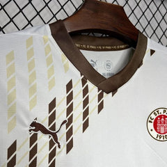 FC St Pauli 2024-2025 away