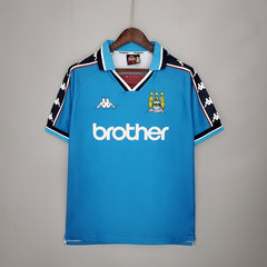 Retro Manchester City 1997-1998 home game