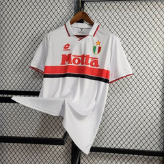 Rétro AC Milan 1993-1994 extérieur