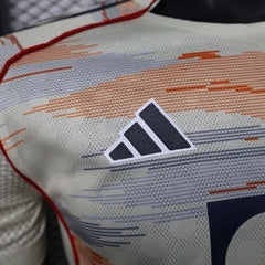 Bayern München 2025-2026 away player