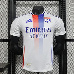 Jugador local Olympique Lyonnais 2024-2025