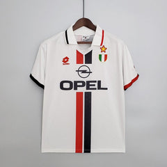 Rétro AC Milan 1996-1997 extérieur