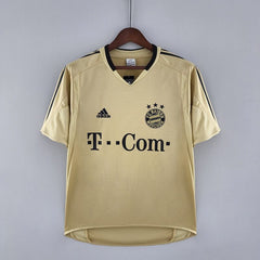 Retro Bayern München 2003-2004 away game
