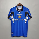 Retro Manchester United 1996-1997 second away game