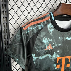 Kid Size Bayern München 2024-2025 away game