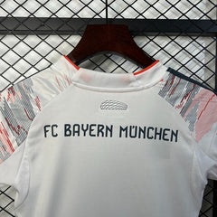 Kid Size Bayern München 2025-2026 Away