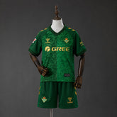 Kinder Real Betis Sonderedition