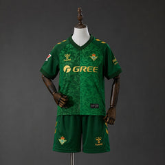 Kinder Real Betis Sonderedition
