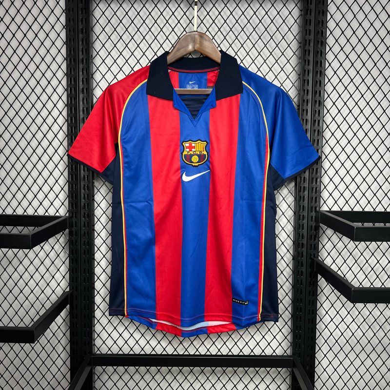 Retro FC Barcelona 2001-2002 home game