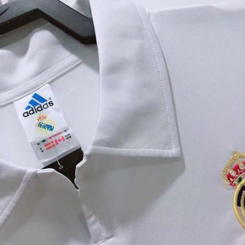 Retro Real Madrid CF 2001-2002 home game UEFA Champions