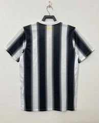 Retro Juventus FC 2011-2012 home game