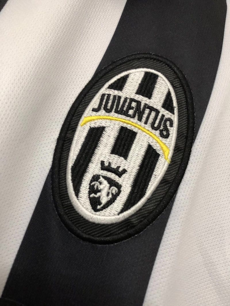 Retro Juventus FC 2014-2015 home game