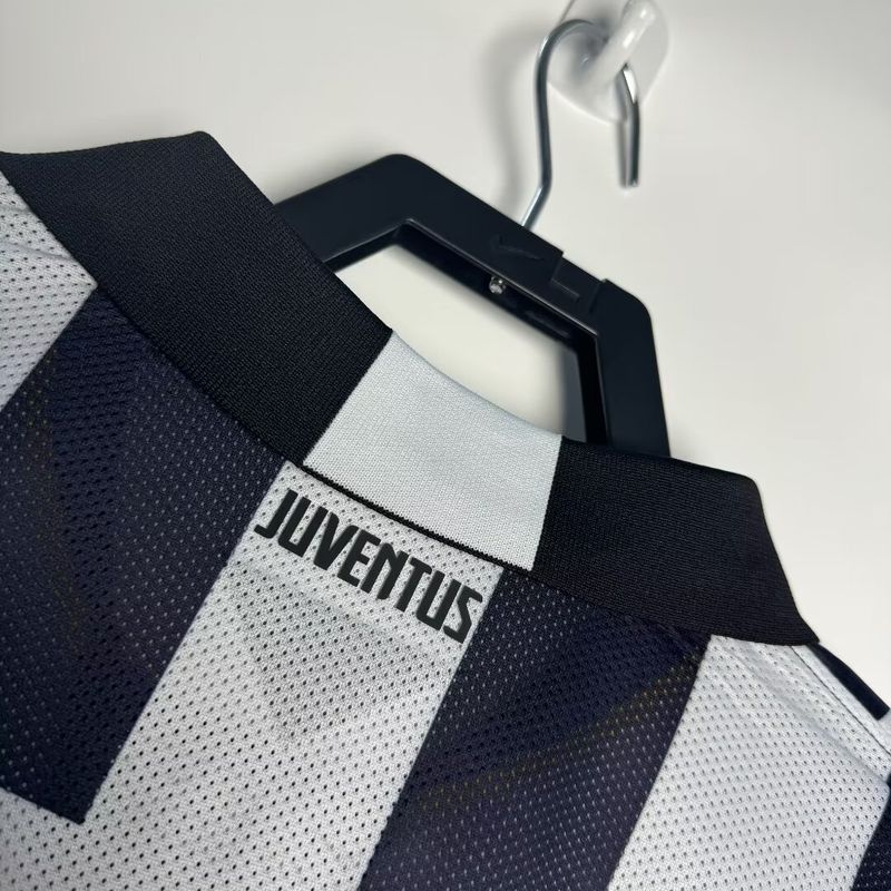 Retro Juventus FC 2014-2015 home game long