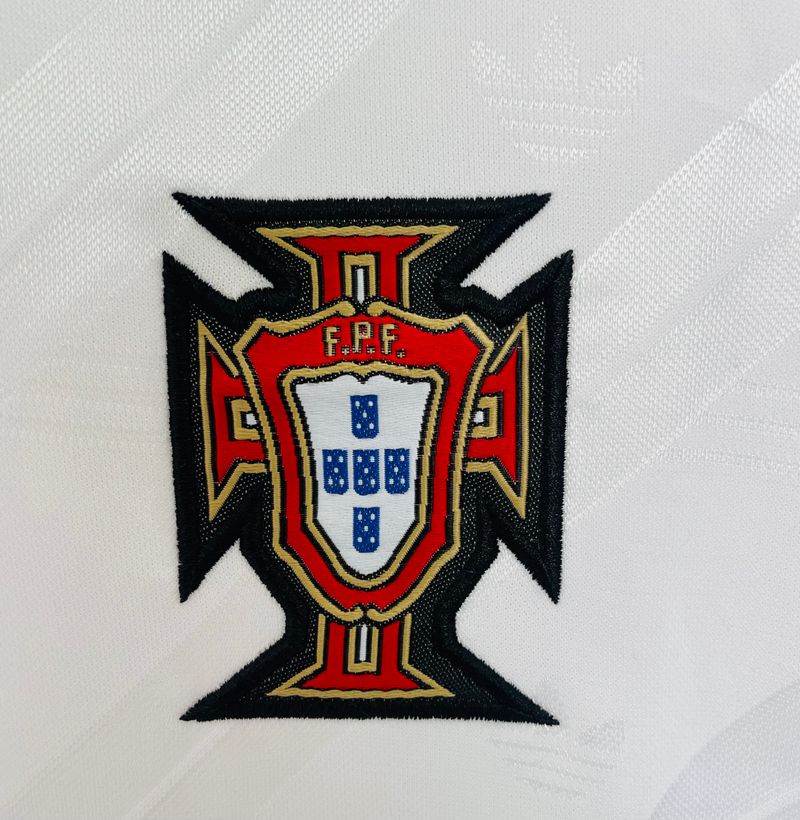 Retro Portugal national 1992-1994 away game