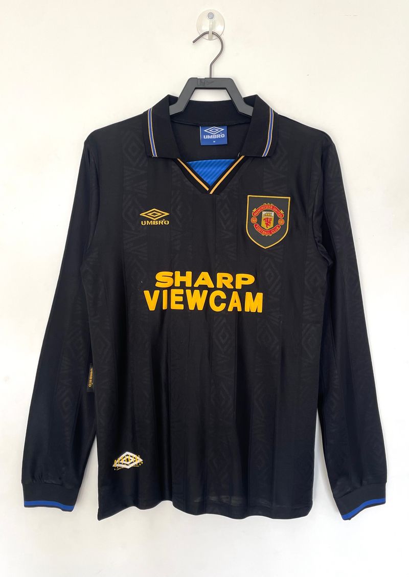 Retro Manchester United 1993-1994 away game long