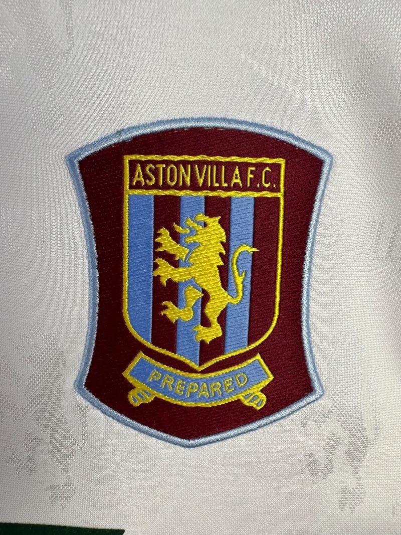 Retro Aston Villa 1995-1996 away game