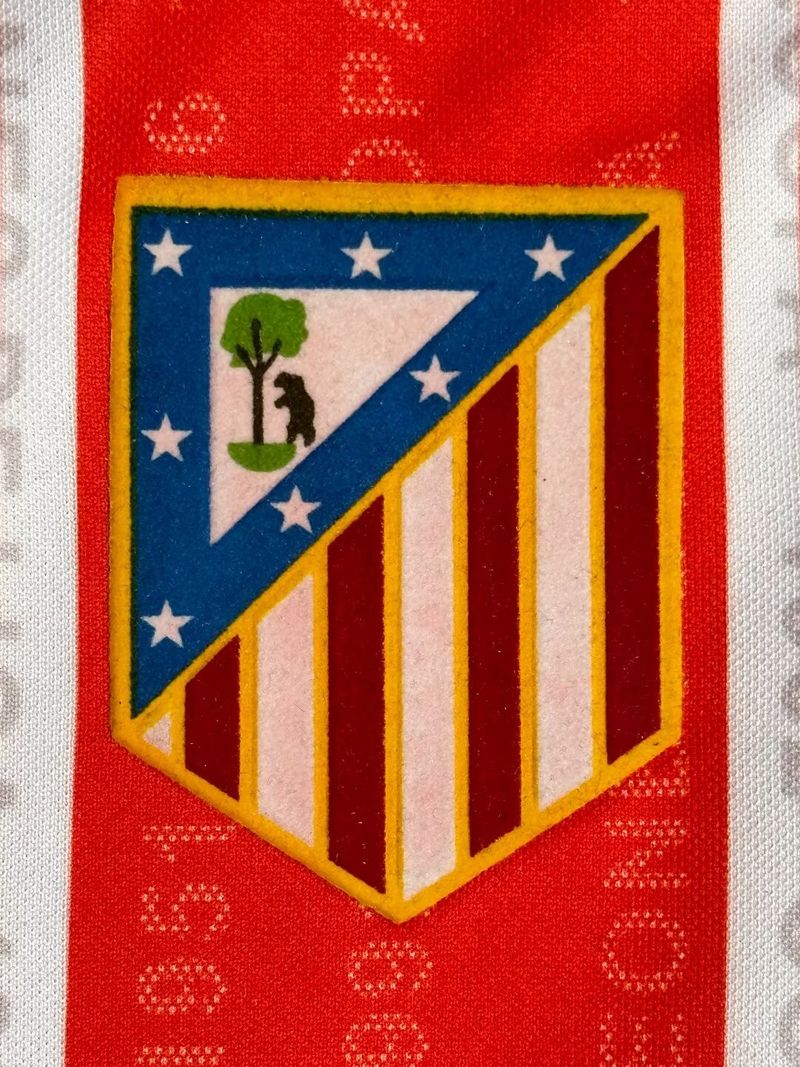 Retro Atlético de Madrid 1995-1996 home game