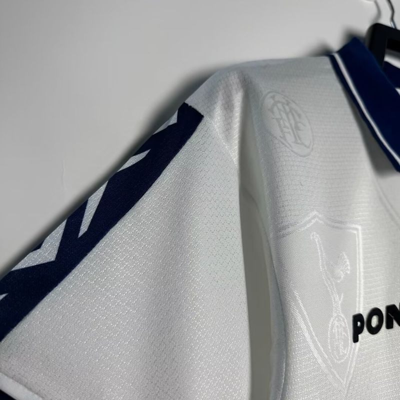 Retro Tottenham Hotspur FC 1995-1997 home game