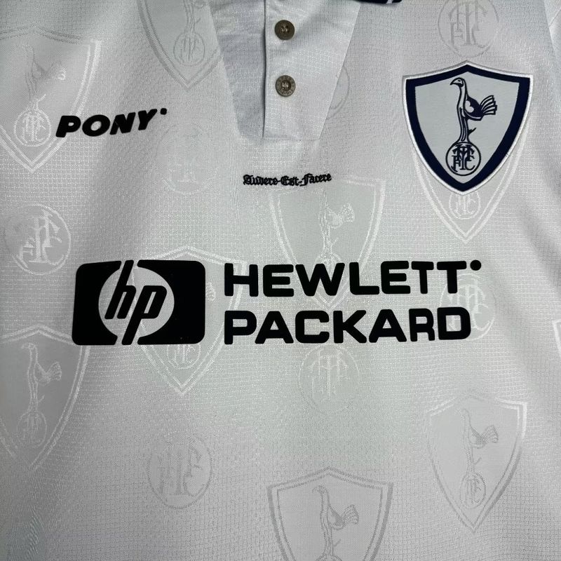 Retro Tottenham Hotspur FC 1995-1997 home game