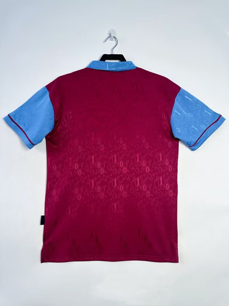 Retro West Ham United 1995-1997 home game