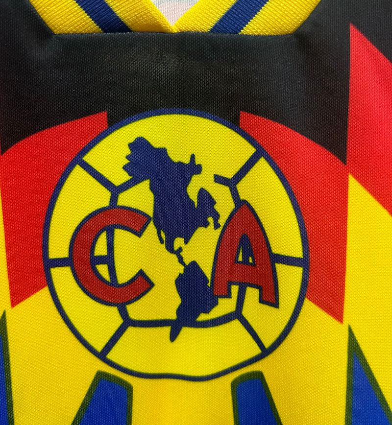 Retro Club América 1995 away game