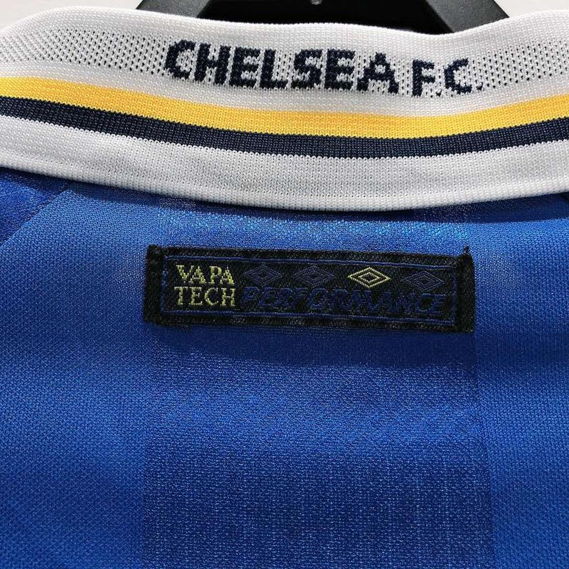 Retro Chelsea FC 1997-1999 home game