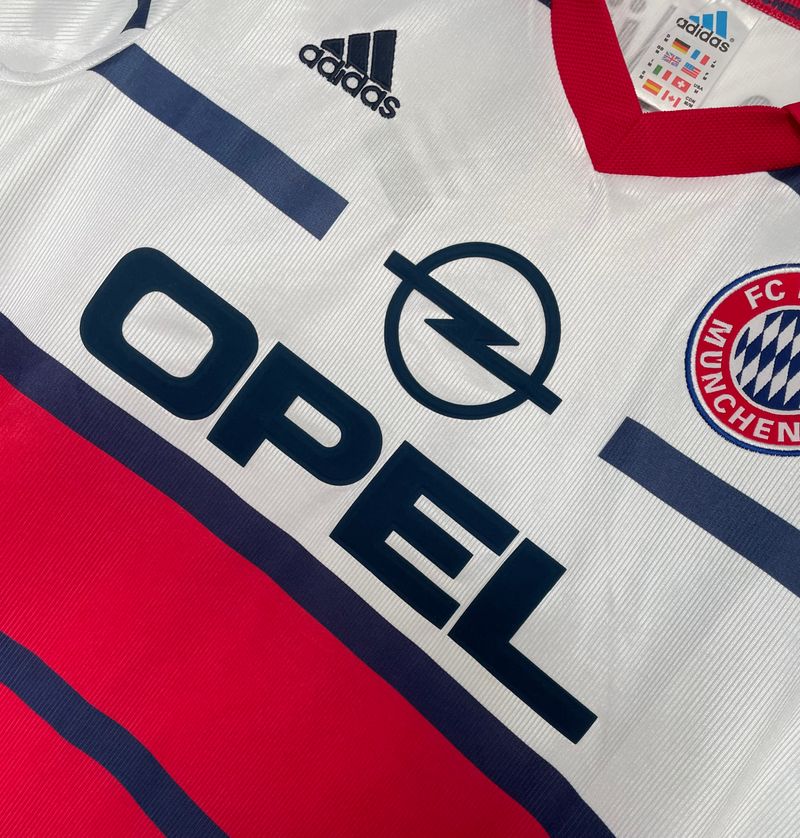 Retro Bayern München 1998-2000 away game