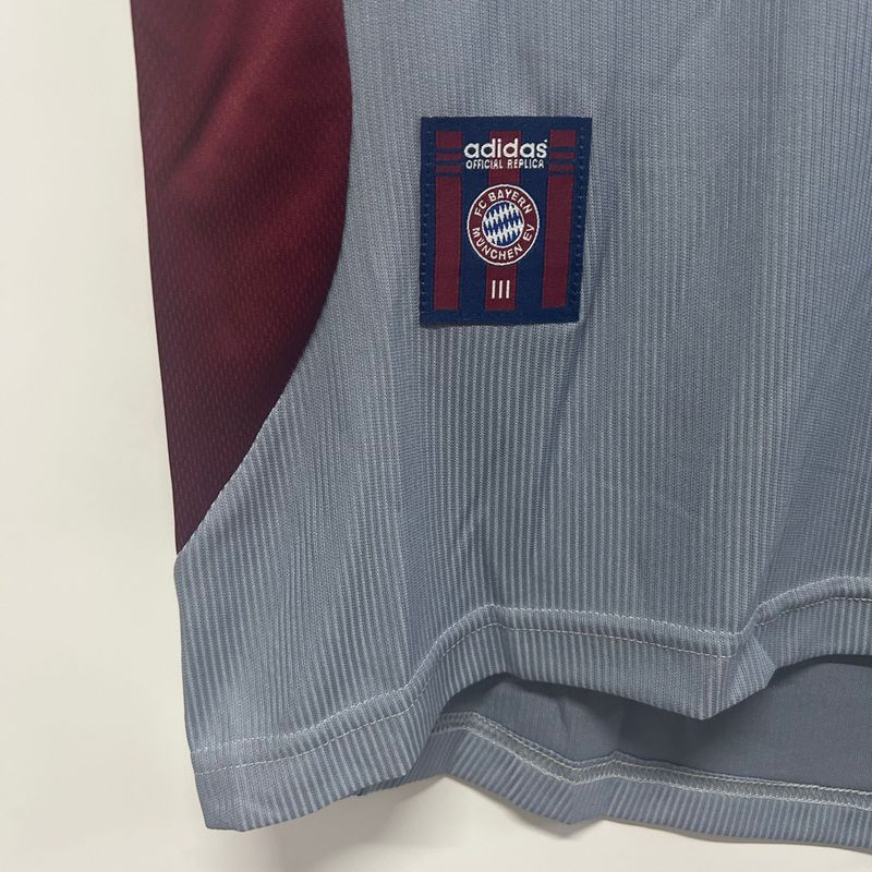 Retro Bayern München 1998-1999 away game