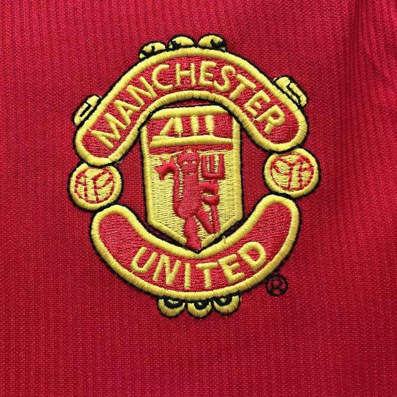 Retro Manchester United 1998-1999 home game