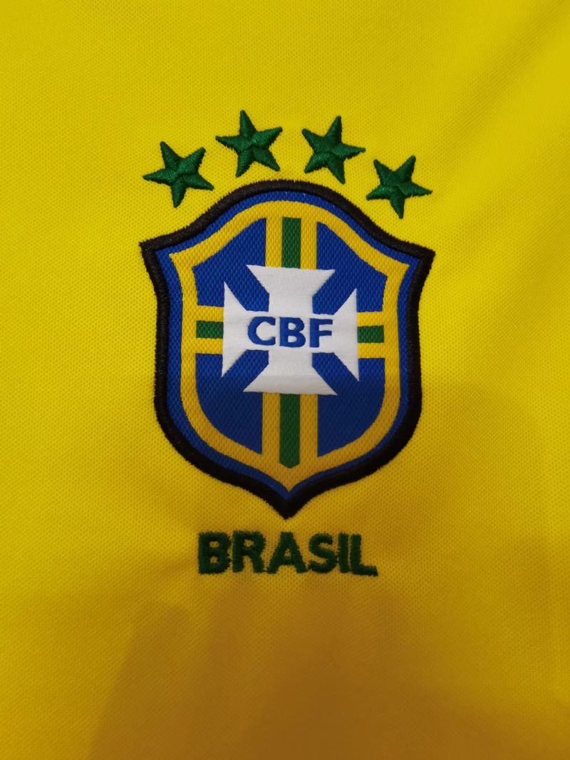 Retro Brazil national 1998 home game