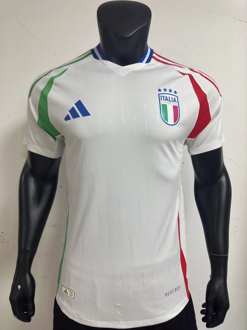 Italy national away game player