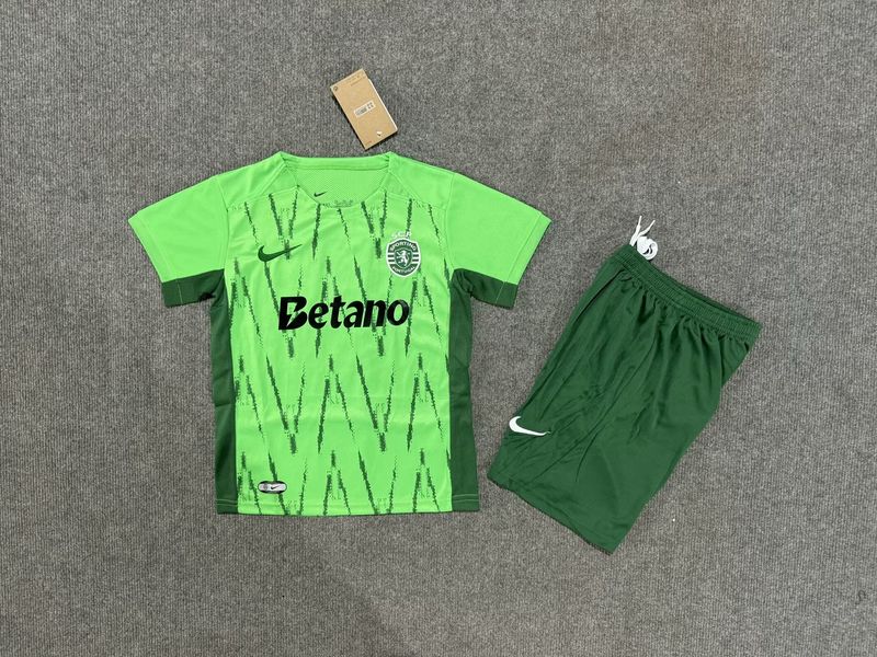 Kid Size Sporting CP second away game