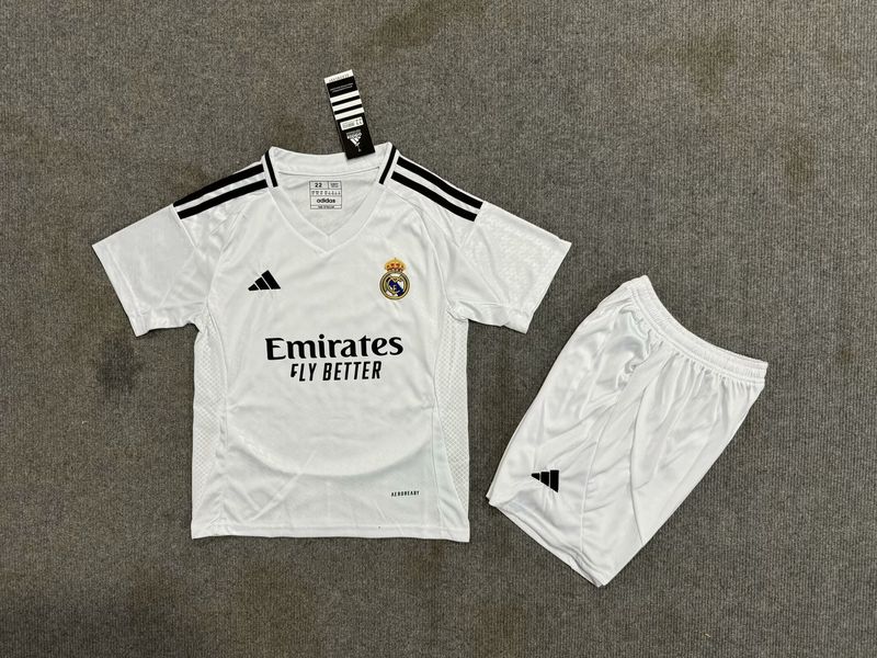 Kid Size Real Madrid CF home game