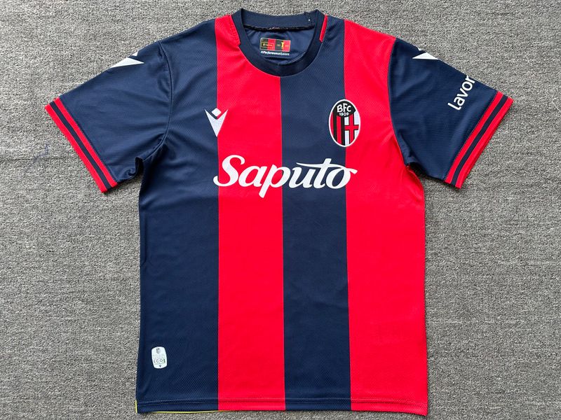 Bologna F.C. 1909 home game - WCFootballSuit