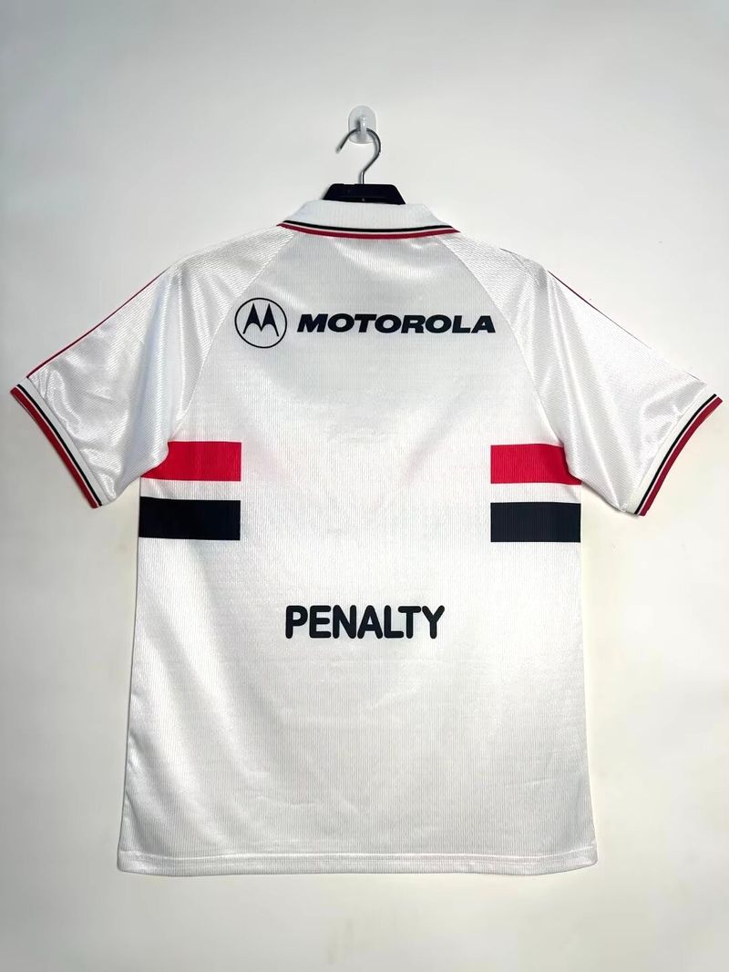 Retro São Paulo FC 2000 home game