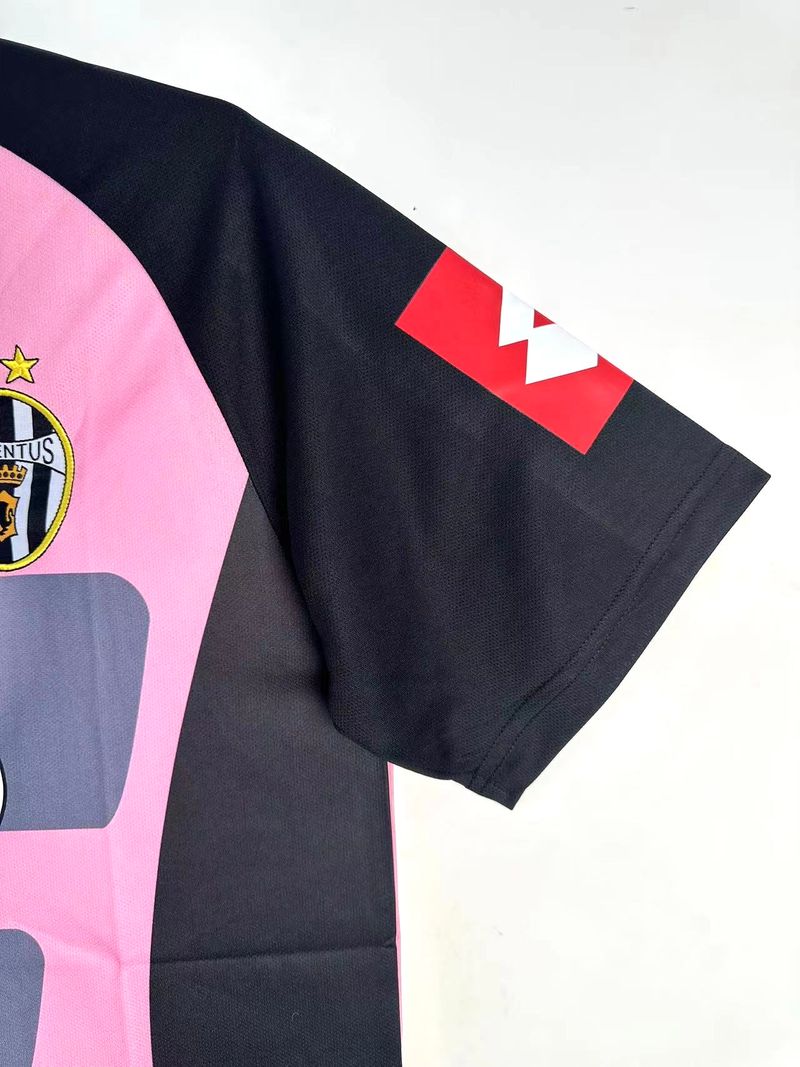 Retro Juventus FC 2002-2003 black pink