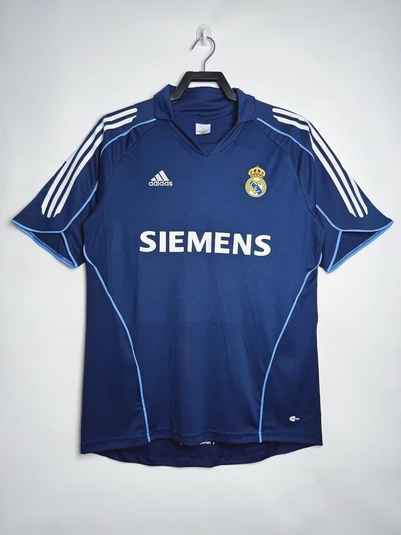 Retro Real Madrid CF 2005-2006 away game