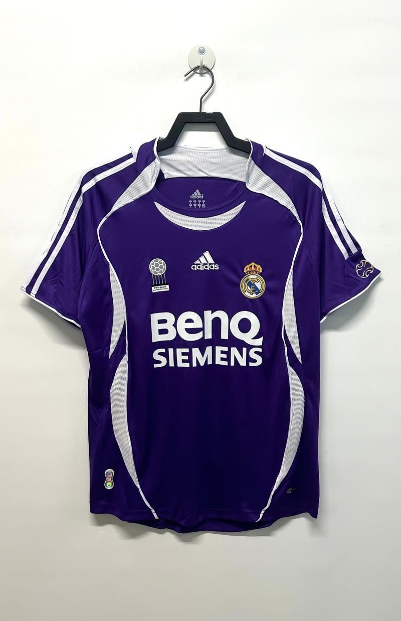 Retro Real Madrid CF 2006-2007 away game