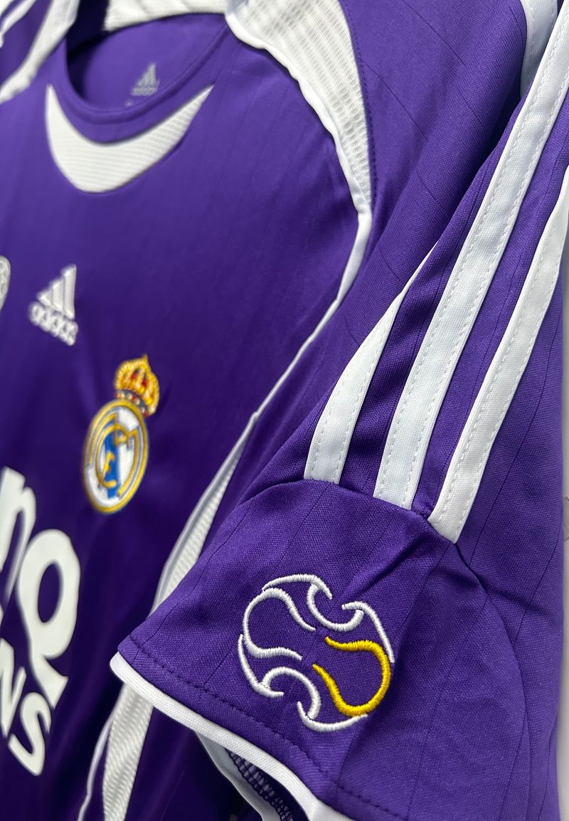 Retro Real Madrid CF 2006-2007 away game