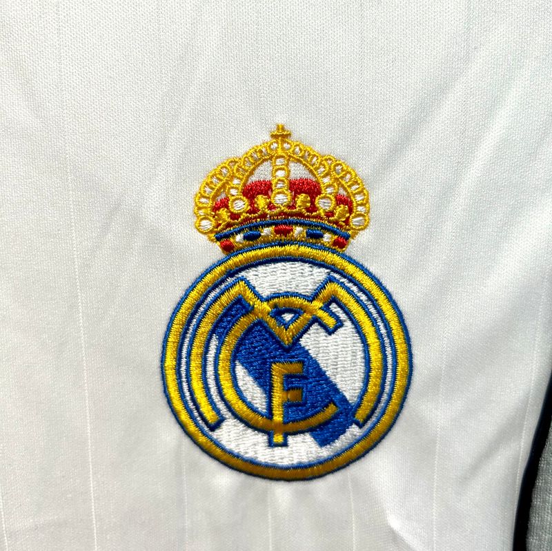 Retro Real Madrid CF 2006-2007 home game