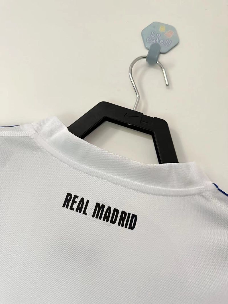 Retro Real Madrid CF 2010-2011 home game