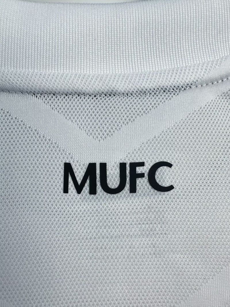 Retro Manchester United 2010-2011 away Long Sleeve