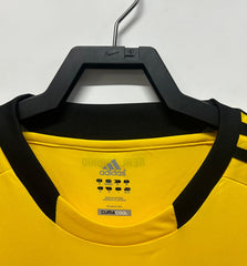 Retro Real Madrid 2011-2012 GK jersey yellow